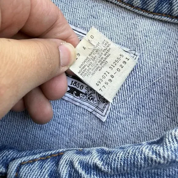 Vintage Levis Denim Jacket Women's Medium Blue 90s Type 3 Outerwear Made in USA - Picture 9 of 11
